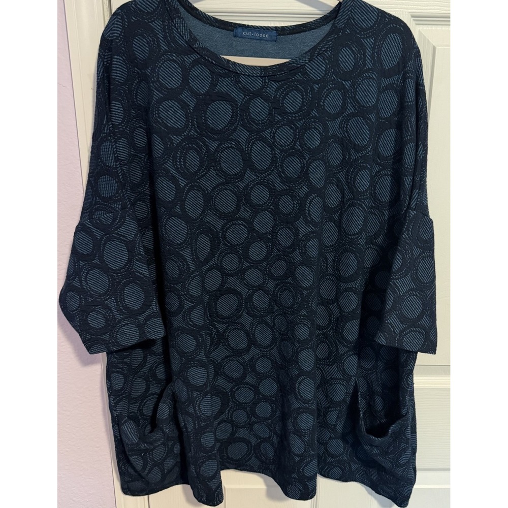 Cut Loose Textured Top One Size Boxy Fluid Fit Navy/Black Circles Heavy Thick